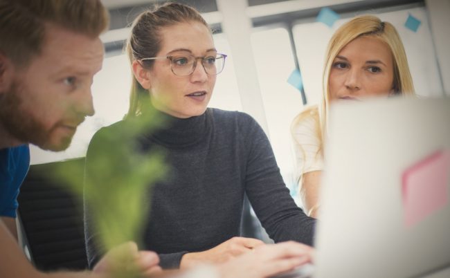 kampanię reklamową